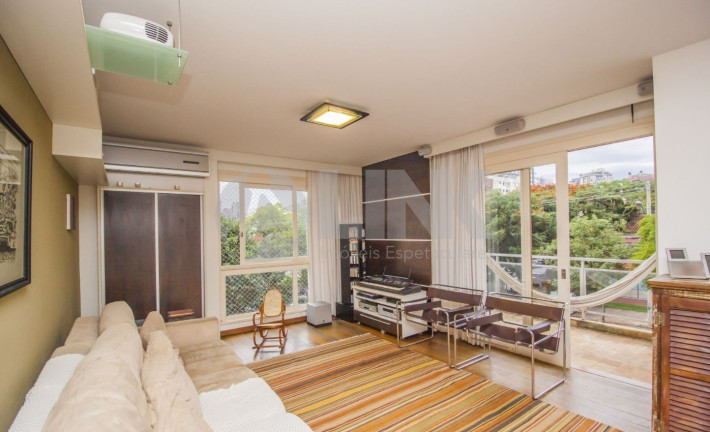 Imagem Apartamento com 3 Quartos à Venda, 136 m² em Mont Serrat - Porto Alegre Imagem Apartamento com 3 Quartos à Venda, 136 m² em Mont Serrat - Porto Alegre