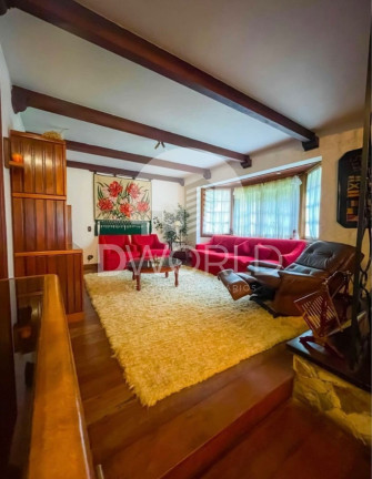 Imagem Casa com 6 Quartos à Venda, 720 m² em Capivari - Campos Do Jordão Imagem Casa com 6 Quartos à Venda, 720 m² em Capivari - Campos Do Jordão