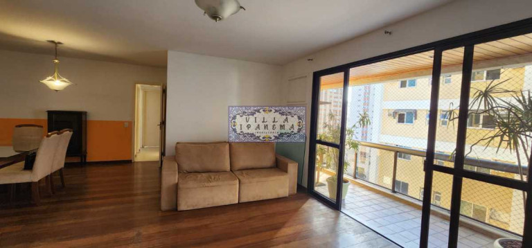 Imagem Apartamento com 3 Quartos à Venda, 137 m² em Tijuca - Rio De Janeiro Imagem Apartamento com 3 Quartos à Venda, 137 m² em Tijuca - Rio De Janeiro
