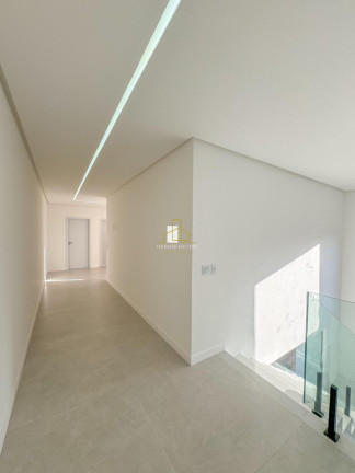 Imagem Casa com 5 Quartos à Venda, 595 m² em Interlagos - Vila Velha