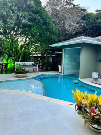 Imagem Casa com 6 Quartos à Venda, 400 m² em Ferradura - Armação Dos Búzios Imagem Casa com 6 Quartos à Venda, 400 m² em Ferradura - Armação Dos Búzios
