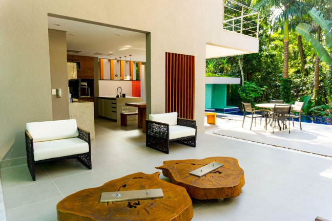 Imagem Casa com 6 Quartos à Venda, em Riviera - Bertioga Imagem Casa com 6 Quartos à Venda, em Riviera - Bertioga