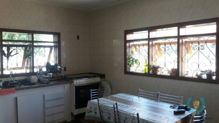 Imagem Casa com 3 Quartos à Venda, 300 m² em Jardim Flórida - São Roque Imagem Casa com 3 Quartos à Venda, 300 m² em Jardim Flórida - São Roque