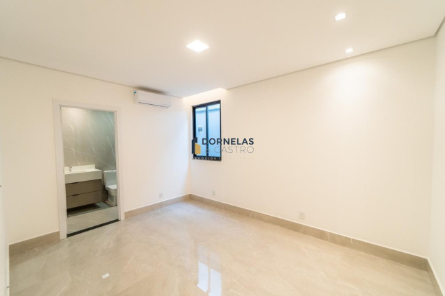 Imagem Casa com 4 Quartos à Venda, 400 m² em Setor Habitacional Arniqueira (águas Claras) - Brasília Imagem Casa com 4 Quartos à Venda, 400 m² em Setor Habitacional Arniqueira (águas Claras) - Brasília