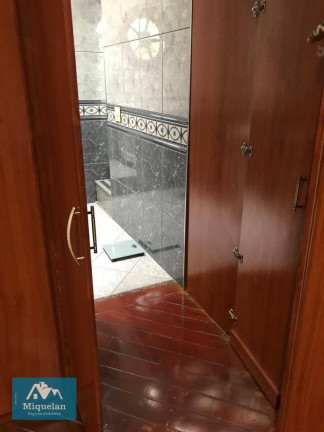 Imagem Sobrado com 3 Quartos à Venda, 300 m² em Vila Galvão - Guarulhos Imagem Sobrado com 3 Quartos à Venda, 300 m² em Vila Galvão - Guarulhos