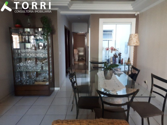 Imagem Casa com 3 Quartos à Venda, 202 m² em Wanel Ville - Sorocaba Imagem Casa com 3 Quartos à Venda, 202 m² em Wanel Ville - Sorocaba