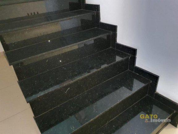 Imagem Casa com 4 Quartos à Venda, 261 m² em Colina Maria Luíza (jordanésia) - Cajamar Imagem Casa com 4 Quartos à Venda, 261 m² em Colina Maria Luíza (jordanésia) - Cajamar
