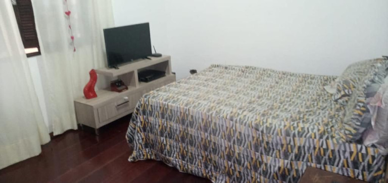 Imagem Imóvel com 3 Quartos à Venda, 230 m² em Horto Florestal - São Paulo