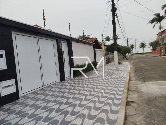 Imagem Casa com 4 Quartos à Venda, 147 m² em Solemar - Praia Grande Imagem Casa com 4 Quartos à Venda, 147 m² em Solemar - Praia Grande