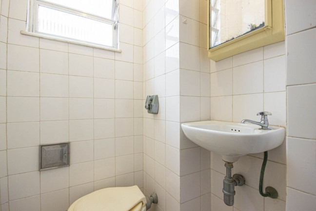 Imagem Imóvel com 2 Quartos à Venda, 124 m² em Copacabana - Rio De Janeiro Imagem Imóvel com 2 Quartos à Venda, 124 m² em Copacabana - Rio De Janeiro