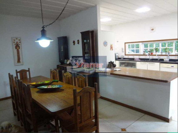 Imagem Casa com 5 Quartos para Temporada, 357 m² em Jardim Virgínia - Guarujá Imagem Casa com 5 Quartos para Temporada, 357 m² em Jardim Virgínia - Guarujá