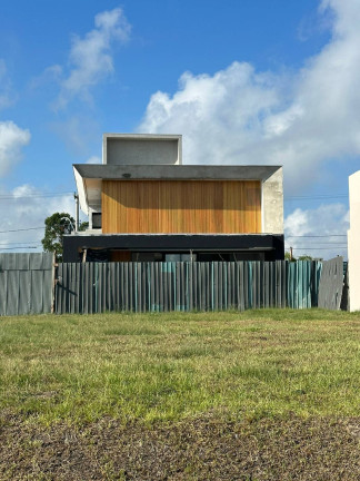 Casa com 4 Quartos à Venda, 250 m² em Centro - Xangri-lá