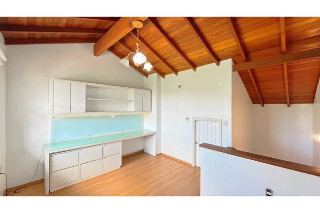 Imagem Casa com 3 Quartos à Venda, em Aberta Dos Morros - Porto Alegre Imagem Casa com 3 Quartos à Venda, em Aberta Dos Morros - Porto Alegre