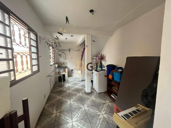 Imagem Casa com 6 Quartos à Venda, 220 m² em Parque Brasil - Jacareí Imagem Casa com 6 Quartos à Venda, 220 m² em Parque Brasil - Jacareí