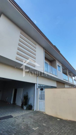 Imagem Sobrado com 5 Quartos à Venda, 120 m² em Boehmerwald - Joinville Imagem Sobrado com 5 Quartos à Venda, 120 m² em Boehmerwald - Joinville
