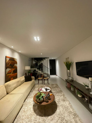 Imagem Casa com 3 Quartos à Venda, 242 m² em Esplanada Independência - Taubaté Imagem Casa com 3 Quartos à Venda, 242 m² em Esplanada Independência - Taubaté