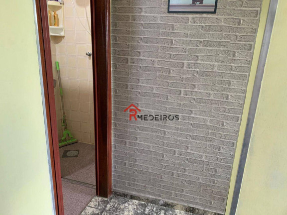 Imagem Kitnet com 1 Quarto à Venda, 35 m² em Tupi - Praia Grande Imagem Kitnet com 1 Quarto à Venda, 35 m² em Tupi - Praia Grande