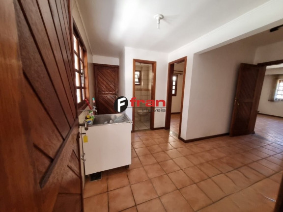 Imagem Casa com 6 Quartos à Venda, 291 m² em Córrego Grande - Florianópolis Imagem Casa com 6 Quartos à Venda, 291 m² em Córrego Grande - Florianópolis
