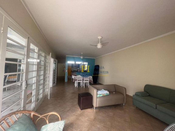 Imagem Casa com 4 Quartos à Venda, 251 m² em Canto Do Forte - Praia Grande Imagem Casa com 4 Quartos à Venda, 251 m² em Canto Do Forte - Praia Grande