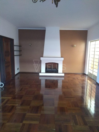 Imagem Casa com 3 Quartos à Venda, 255 m² em Centro - Itapetininga