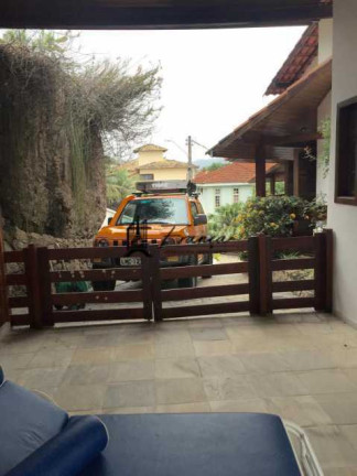 Imagem Imóvel com 3 Quartos à Venda, 1.277 m² em Piratininga - Niterói