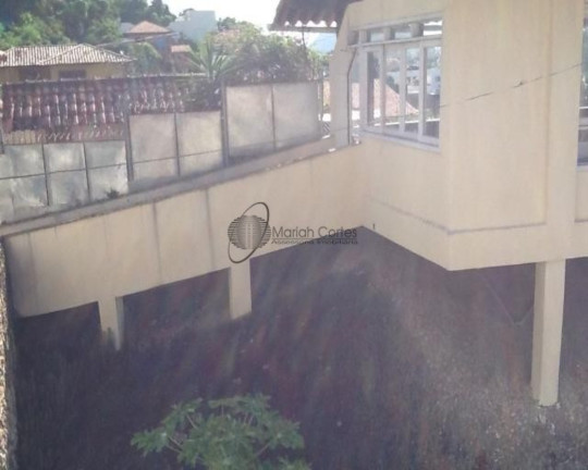 Imagem Casa com 5 Quartos à Venda, 300 m² em São Francisco - Niterói Imagem Casa com 5 Quartos à Venda, 300 m² em São Francisco - Niterói