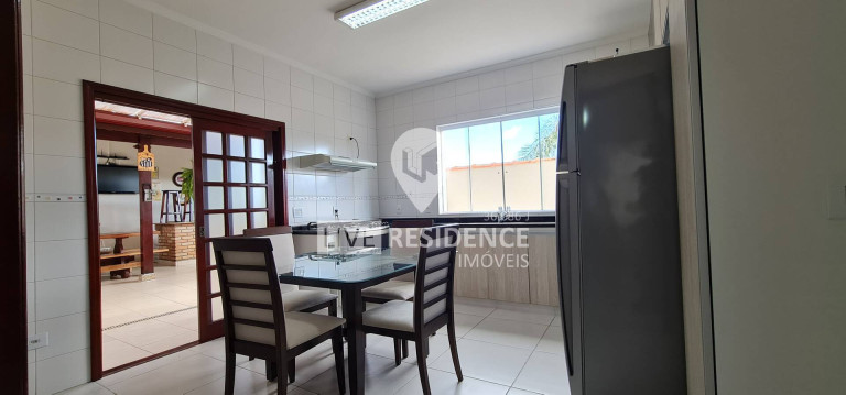 Imagem Casa com 4 Quartos à Venda, 350 m² em Condomínio Itatiba Country Club - Itatiba