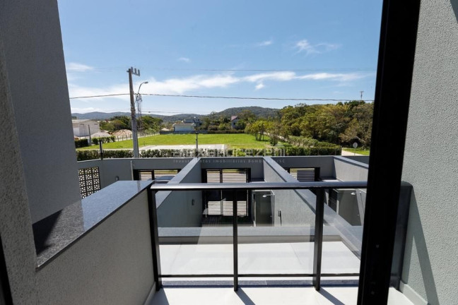 Imagem Sobrado com 3 Quartos à Venda, 150 m² em Canto Grande - Bombinhas Imagem Sobrado com 3 Quartos à Venda, 150 m² em Canto Grande - Bombinhas