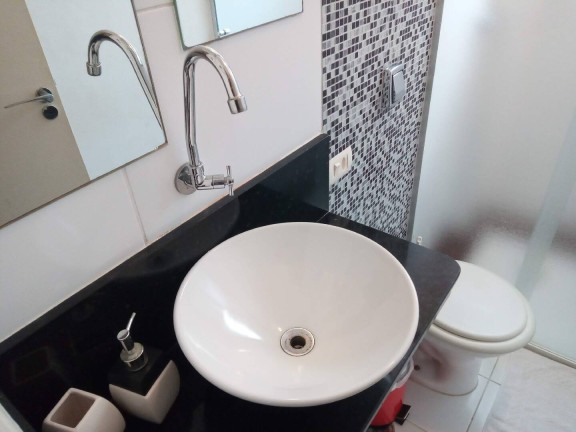 Imagem Apartamento com 2 Quartos à Venda, 60 m² em Enseada - Guarujá