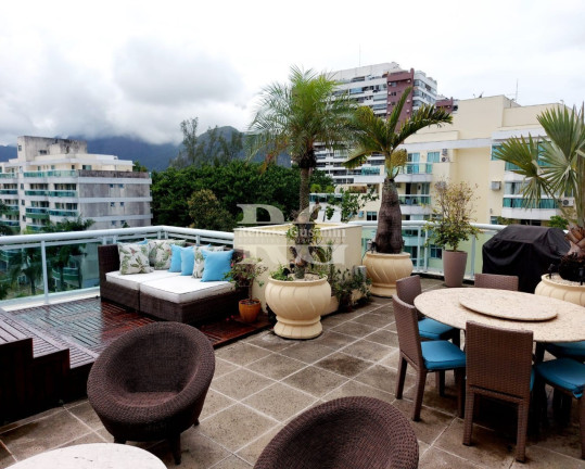 Imagem Apartamento com 2 Quartos à Venda, 160 m² em Barra Da Tijuca - Rio De Janeiro