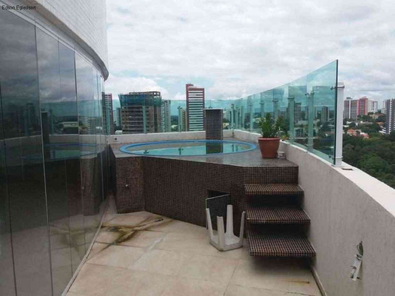 Imagem Imóvel com 4 Quartos à Venda, 300 m² em Jóquei - Teresina Imagem Imóvel com 4 Quartos à Venda, 300 m² em Jóquei - Teresina