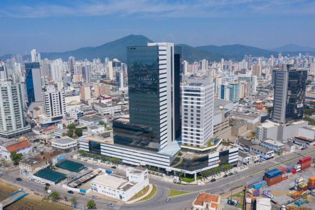 Imagem Sala Comercial à Venda, 92 m² em Centro - Itajaí