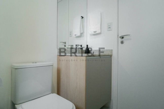 Imagem Apartamento com 1 Quarto à Venda, 33 m² em Moema - São Paulo Imagem Apartamento com 1 Quarto à Venda, 33 m² em Moema - São Paulo
