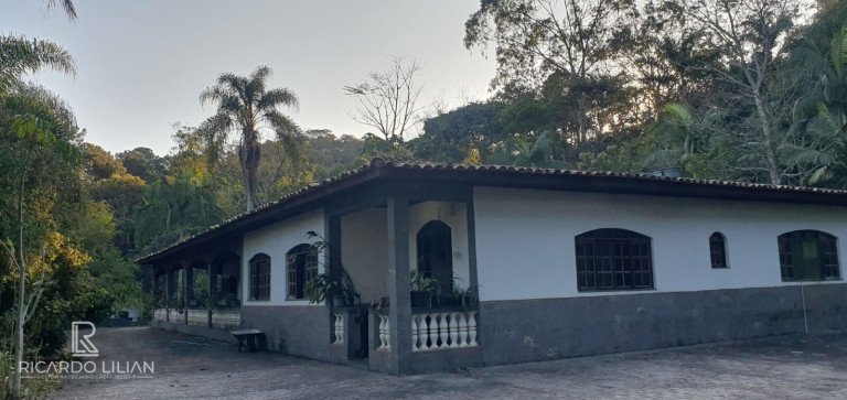 Imóvel com 4 Quartos à Venda, 7.000 m² em Chácaras Copaco - Arujá