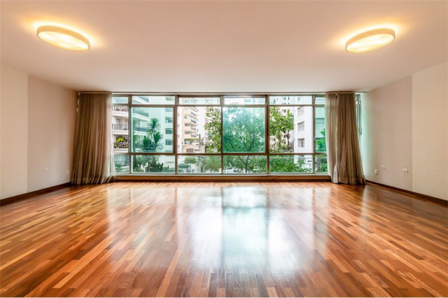 Imóvel com 3 Quartos à Venda,  em Higienópolis - São Paulo