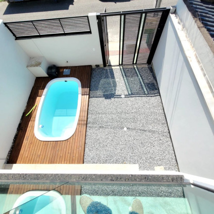 Imagem Sobrado com 3 Quartos à Venda, 107 m² em Rio Pequeno - Camboriú Imagem Sobrado com 3 Quartos à Venda, 107 m² em Rio Pequeno - Camboriú