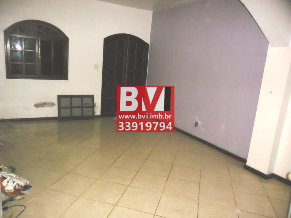 Imagem Casa com 3 Quartos à Venda, 272 m² em Irajá - Rio De Janeiro