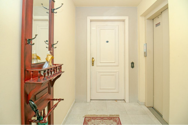 Imagem Apartamento com 3 Quartos à Venda, 177 m² em Centro Histórico - Porto Alegre Imagem Apartamento com 3 Quartos à Venda, 177 m² em Centro Histórico - Porto Alegre