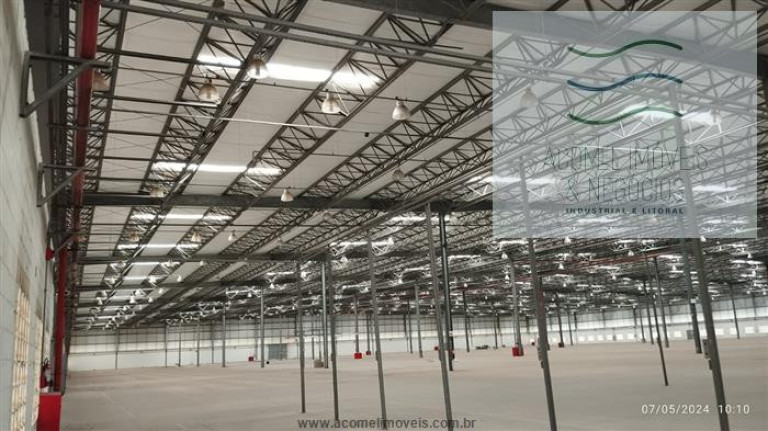 Imóvel Comercial para Alugar, 22.700 m² em Centro - Pacatuba