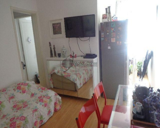 Imagem Imóvel com 1 Quarto à Venda, 38 m² em Icaraí - Niterói Imagem Imóvel com 1 Quarto à Venda, 38 m² em Icaraí - Niterói