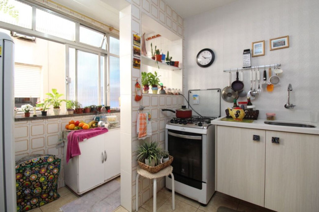 Imagem Apartamento com 2 Quartos à Venda, 61 m² em Santa Cecília - Porto Alegre Imagem Apartamento com 2 Quartos à Venda, 61 m² em Santa Cecília - Porto Alegre