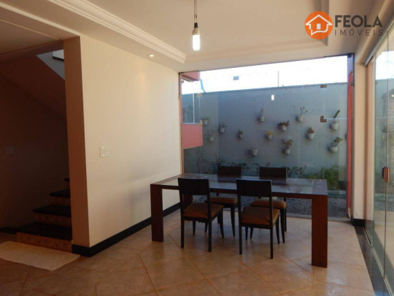Imagem Casa com 3 Quartos à Venda, 280 m² em Parque Novo Mundo - Americana Imagem Casa com 3 Quartos à Venda, 280 m² em Parque Novo Mundo - Americana