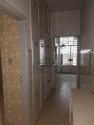 Imagem Casa com 3 Quartos à Venda, 300 m² em Centro - Lorena Imagem Casa com 3 Quartos à Venda, 300 m² em Centro - Lorena