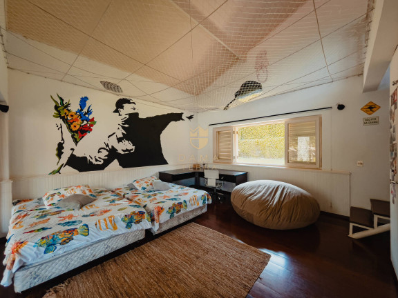 Imagem Casa com 6 Quartos à Venda, em Itatiba Imagem Casa com 6 Quartos à Venda, em Itatiba