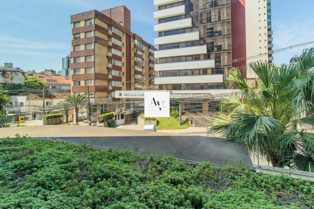 Imagem Apartamento com 1 Quarto à Venda, 37 m² em Moinhos De Vento - Porto Alegre Imagem Apartamento com 1 Quarto à Venda, 37 m² em Moinhos De Vento - Porto Alegre