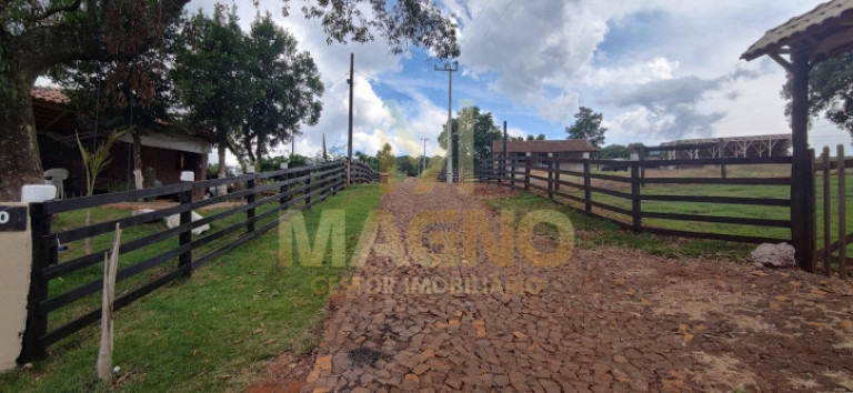 Imagem Chácara à Venda, 1.800 m² em Br 277 - Cascavel Imagem Chácara à Venda, 1.800 m² em Br 277 - Cascavel
