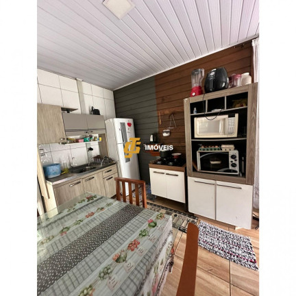 Imagem Casa com 2 Quartos à Venda, 280 m² em Rio Pequeno - Camboriú Imagem Casa com 2 Quartos à Venda, 280 m² em Rio Pequeno - Camboriú