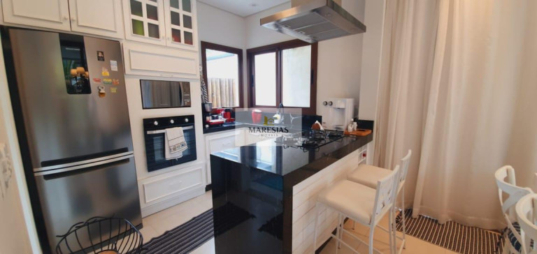 Imagem Casa com 5 Quartos à Venda, 240 m² em Maresias - São Sebastião Imagem Casa com 5 Quartos à Venda, 240 m² em Maresias - São Sebastião