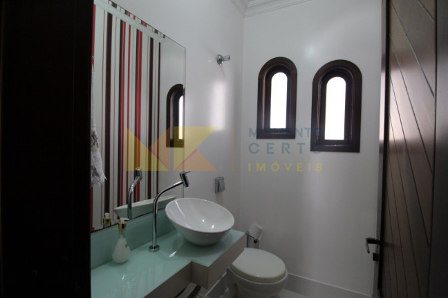 Imagem Casa com 3 Quartos à Venda, 650 m² em Valparaíso - Blumenau