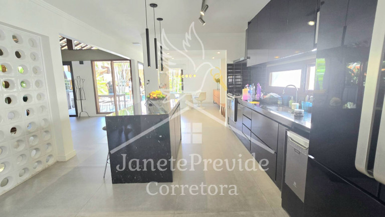Imagem Casa de Condomínio com 4 Quartos à Venda, 252 m² em Alphaville - Santana De Parnaíba Imagem Casa de Condomínio com 4 Quartos à Venda, 252 m² em Alphaville - Santana De Parnaíba